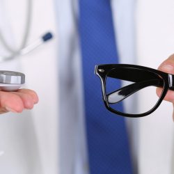 Óculos Lentes de Contato ou Cirurgia a Laser